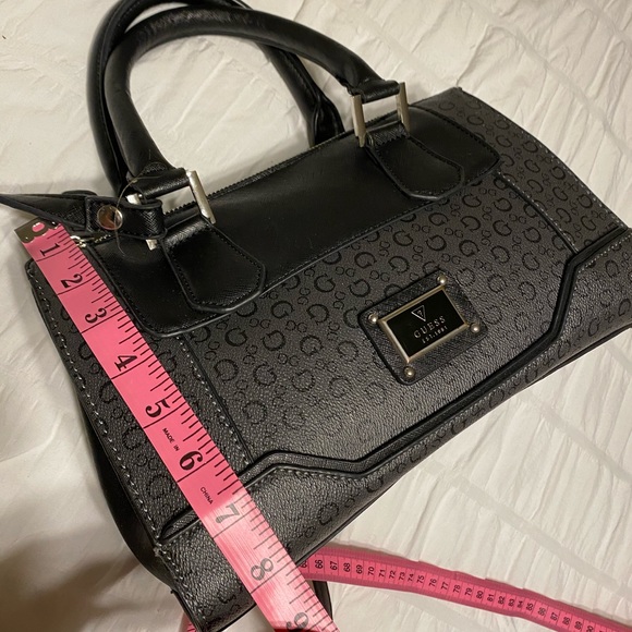 GUESS 🖤👜 purse - Picture 11 of 11